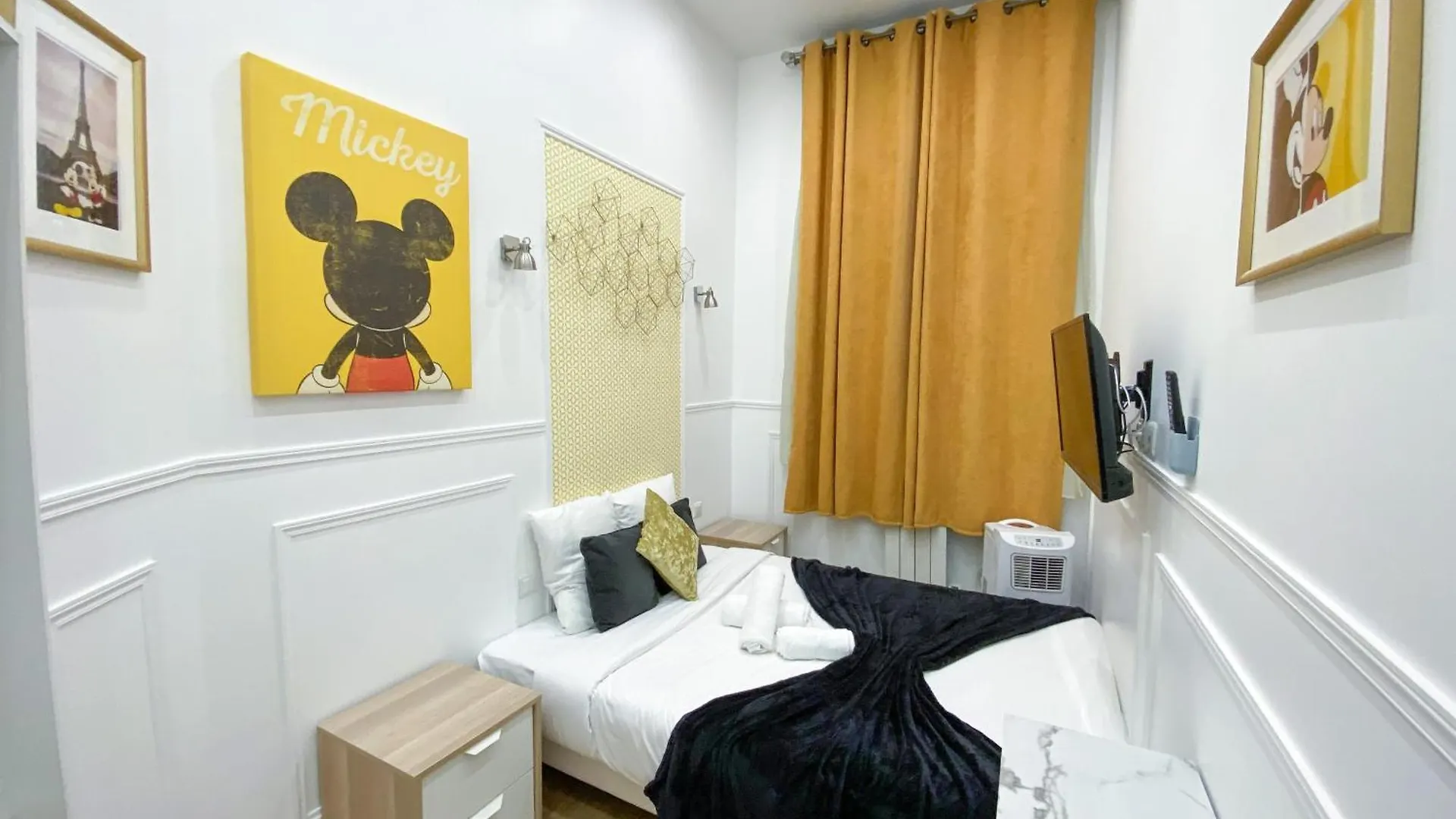 72 - Mermoz Mickey Mouse Parijs